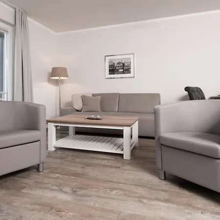 strandnahe FeWo mit Balkon, Residenz Bel Vital Wohnung 02, Binz