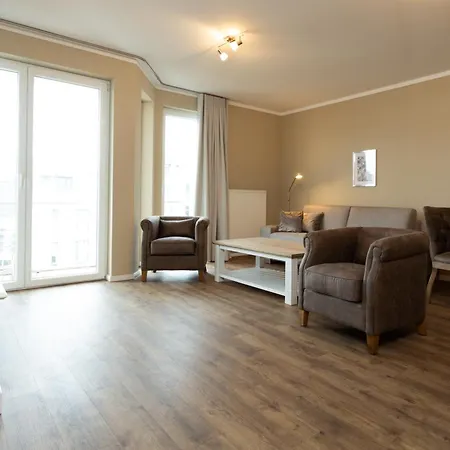 Strandnahe Fewo Mit Balkon, Residenz Bel Vital Wohnung 02, Binz