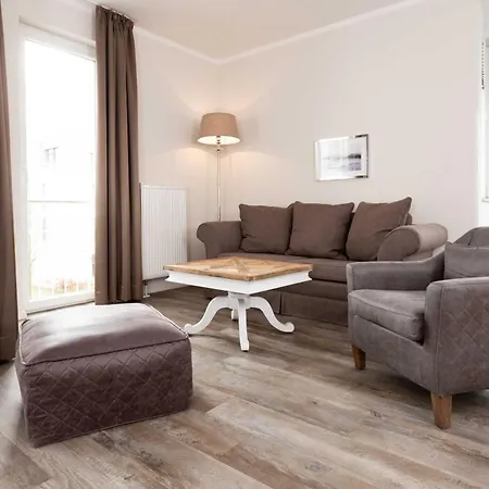 strandnahe FeWo mit Balkon, Residenz Bel Vital Wohnung 02, Binz * Binz