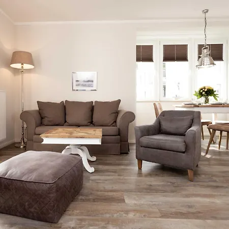 Apartment strandnahe FeWo mit Balkon, Residenz Bel Vital Wohnung 02, Binz