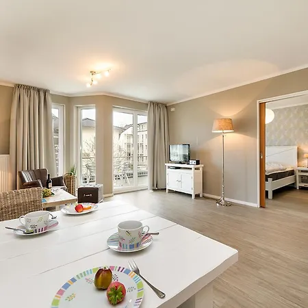 strandnahe FeWo mit Balkon, Residenz Bel Vital Wohnung 02, Binz Apartment *