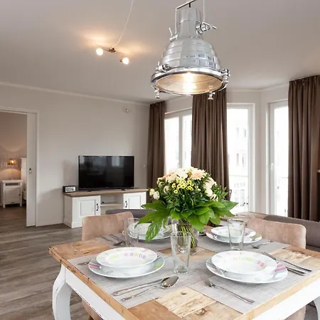 Strandnahe Fewo Mit Balkon, Residenz Bel Vital Wohnung 02, Binz * Binz