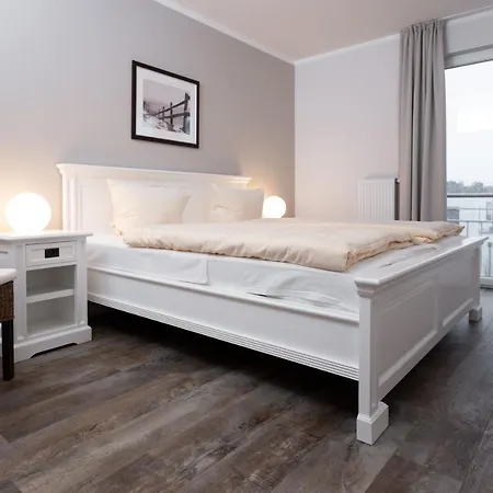 Strandnahe Fewo Mit Balkon, Residenz Bel Vital Wohnung 02, Binz * Binz